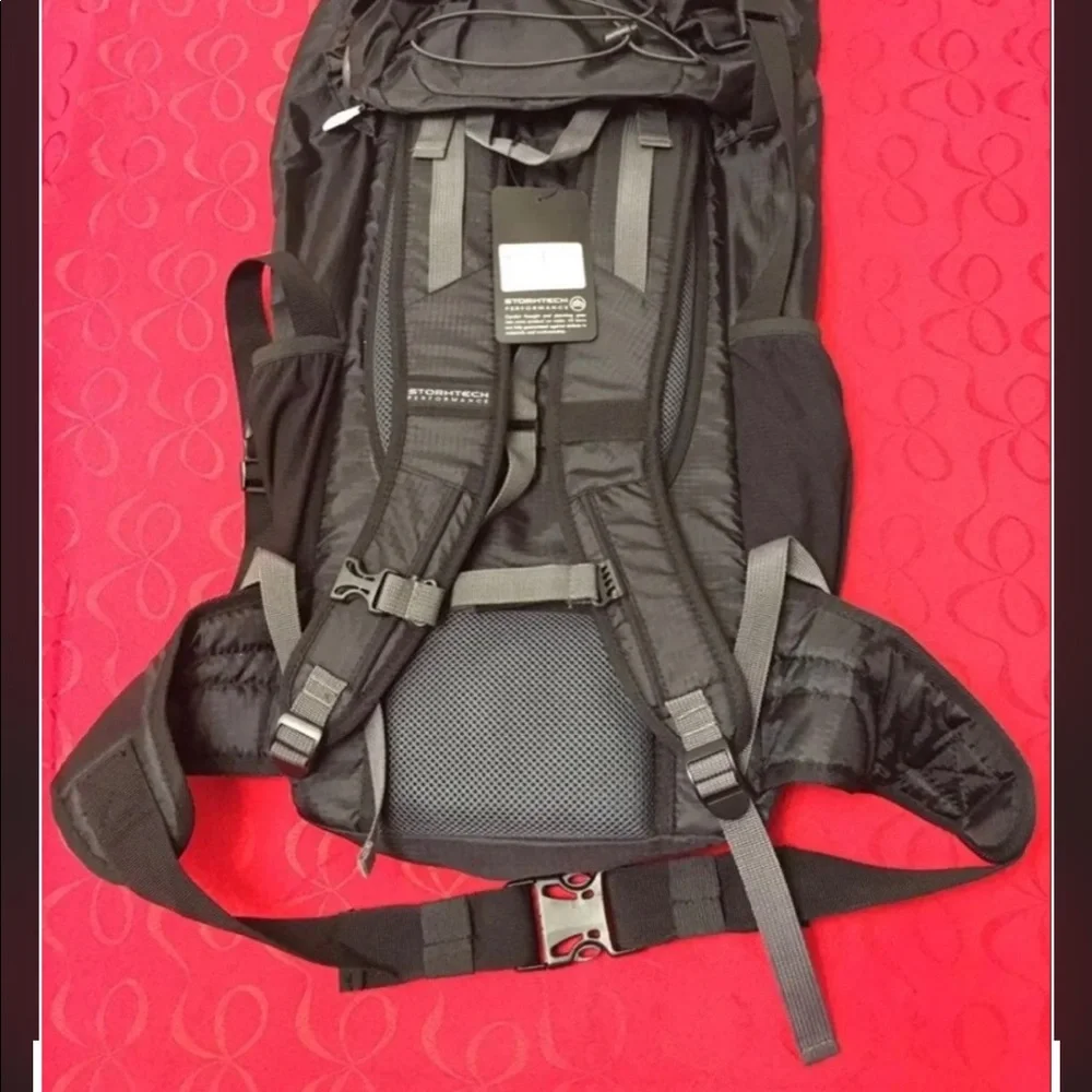 New with tag Stormtech backpack lots of compartments - Picture 8 of 16